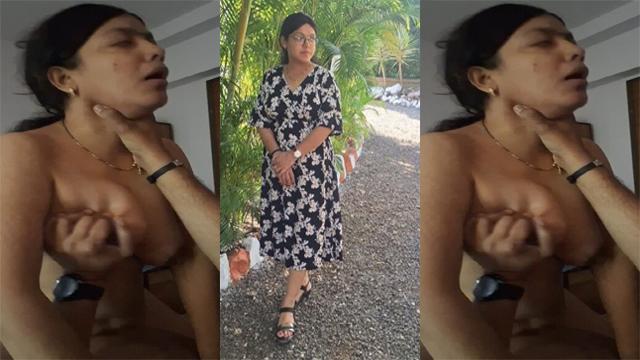 Priya Bhabi Cuckold Hot Riding With Horny Expressions