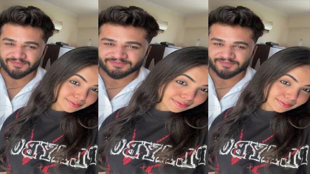 Sexy Horny Indian Girl Showing Ass Hard Doggy Fuck