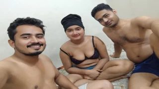 Desi Sexy Girl Shared Threesome Fucking